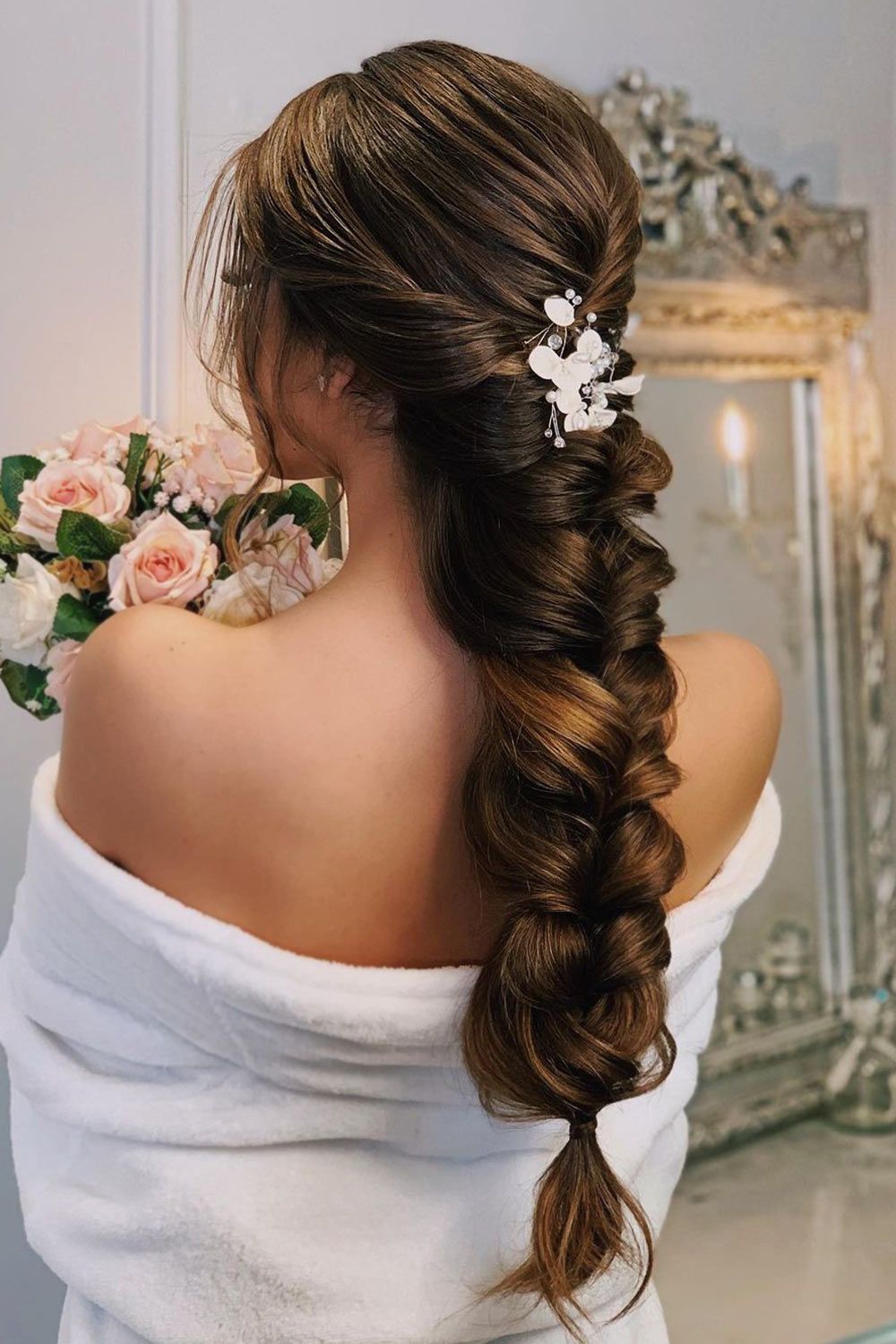 50 Elegant Wedding Hairstyles For Long Hair – Love Hairstyles Throughout Massive Wedding Hairstyle (View 21 of 25)