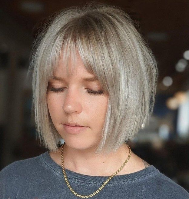 50 New Short Hair With Bangs Ideas And Hairstyles For 2023 – Hair Adviser |  Short Hair With Bangs, Hairstyles With Bangs, Bob Haircut With Bangs Within Recent Edgy Blunt Bangs For Shoulder Length Waves (Photo 4 of 18)