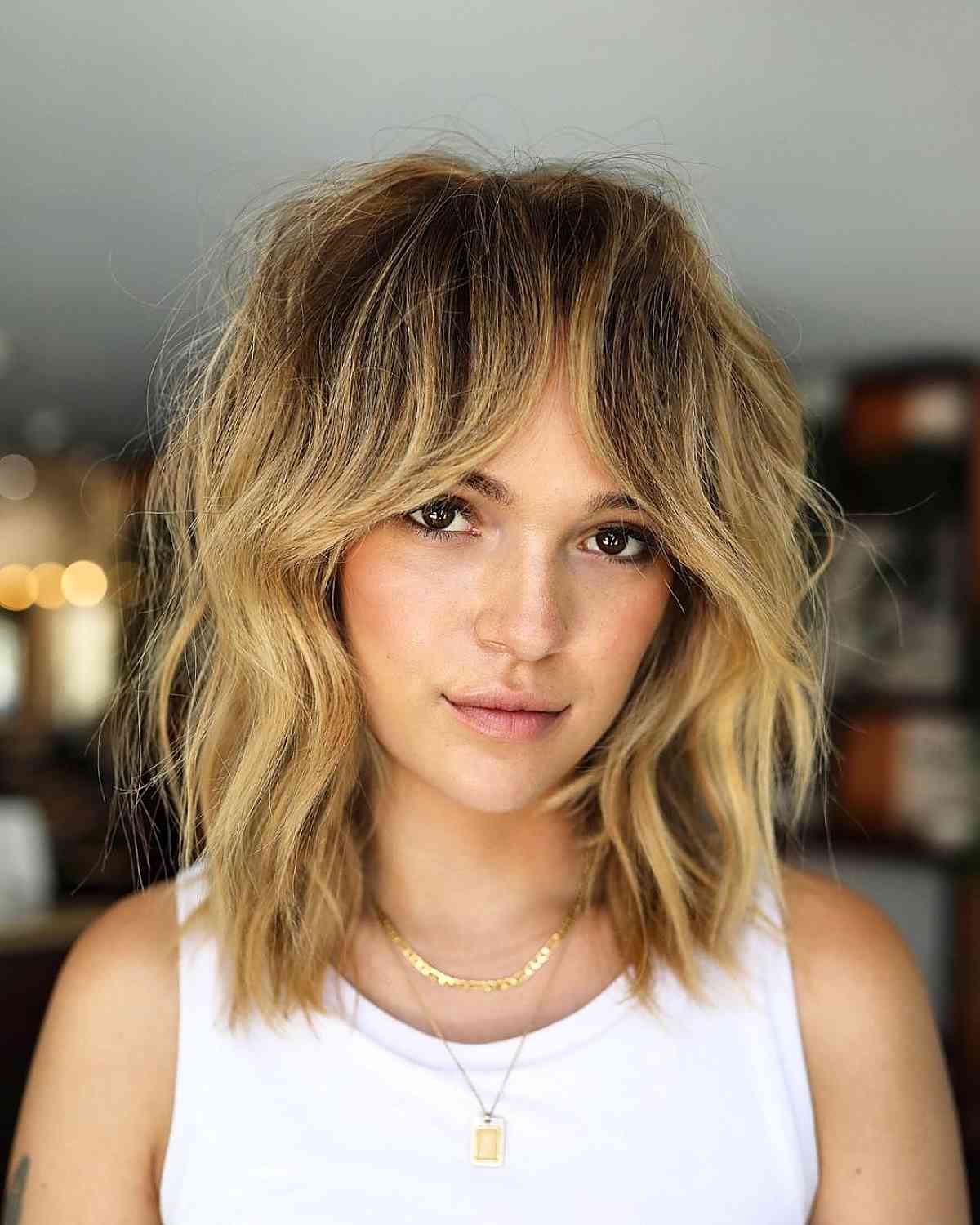 63 Cute Shoulder Length Hair With Bangs For An Instant Makeover For Most Up To Date Wavy Medium Length Hair With Bangs (Photo 1 of 18)