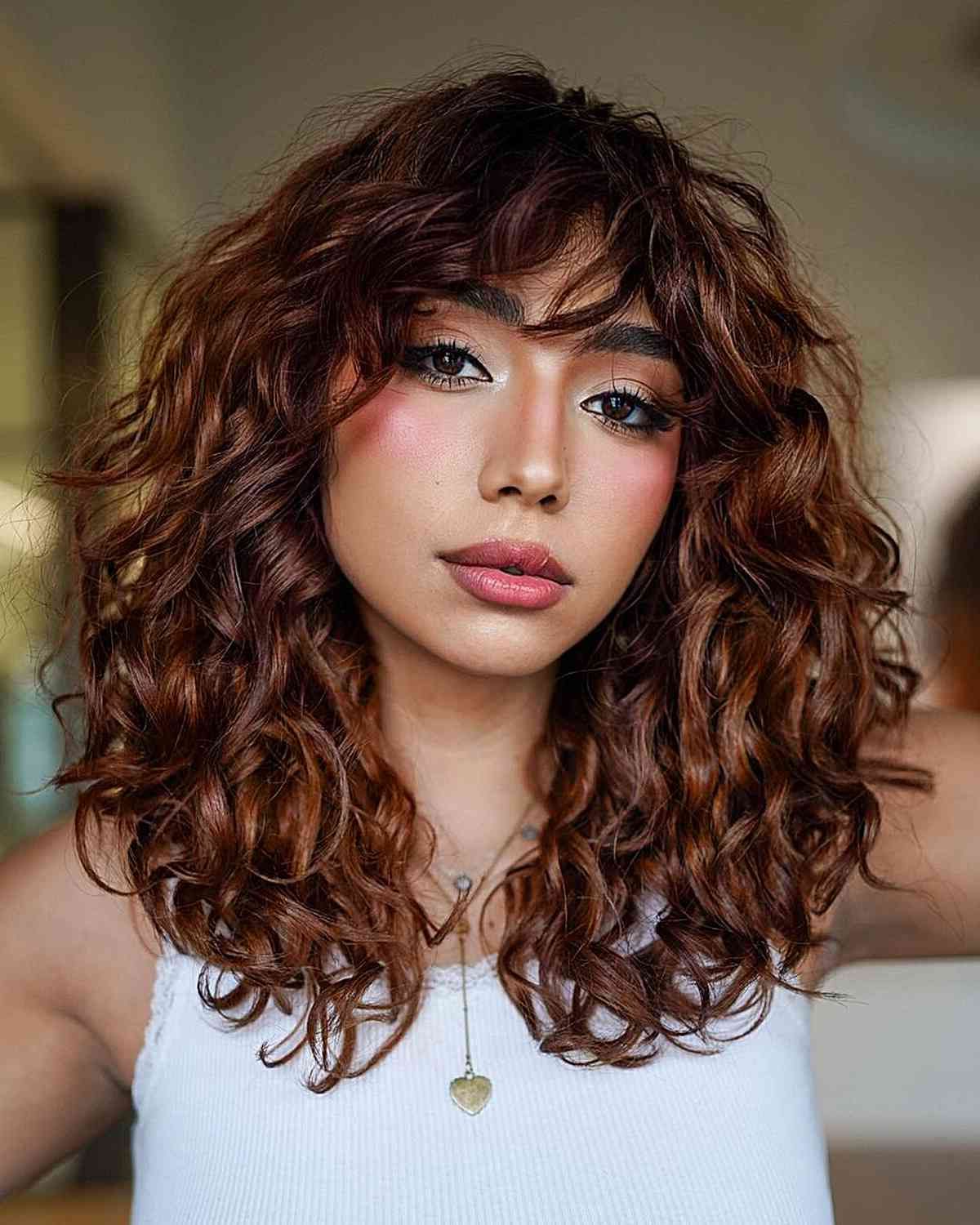 63 Cute Shoulder Length Hair With Bangs For An Instant Makeover Intended For Latest Wavy Medium Length Hair With Bangs (Photo 8 of 18)
