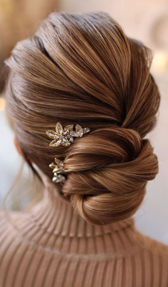 75 Trendiest Updo Hairstyles 2021 : Knot Low Bun For Straight Hair For Low Updo For Straight Hair (Photo 2 of 25)