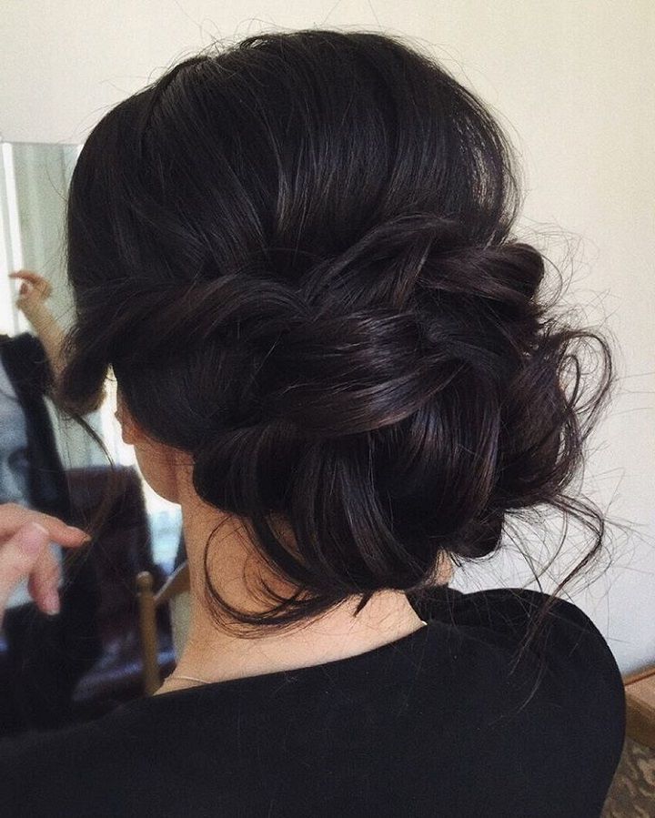 Chic Messy Wedding Updo For Straight Hair To Inspire You | Medium Length  Hair Styles, Long Hair Styles, Hair Lengths With Low Updo For Straight Hair (View 17 of 25)
