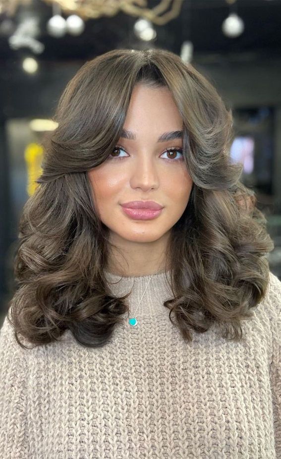 Cute Wearable Butterfly Hairstyles : Voluminous Medium Length Layers With Regard To Most Up To Date Medium Hair With Bangs And Butterfly Layers (Photo 7 of 18)