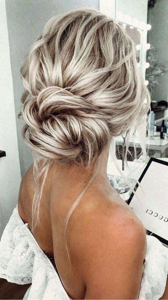 Gorgeous Bridesmaid Hairstyles You Can Actually Do Yourself Within Bridesmaid’s Updo For Long Hair (Photo 17 of 25)