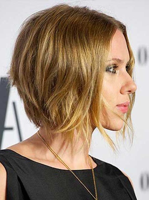 Our Favorite Short Haircuts For Women With Thick Hair – Women Hairstyles Throughout Textured Cut For Thick Hair (View 7 of 14)