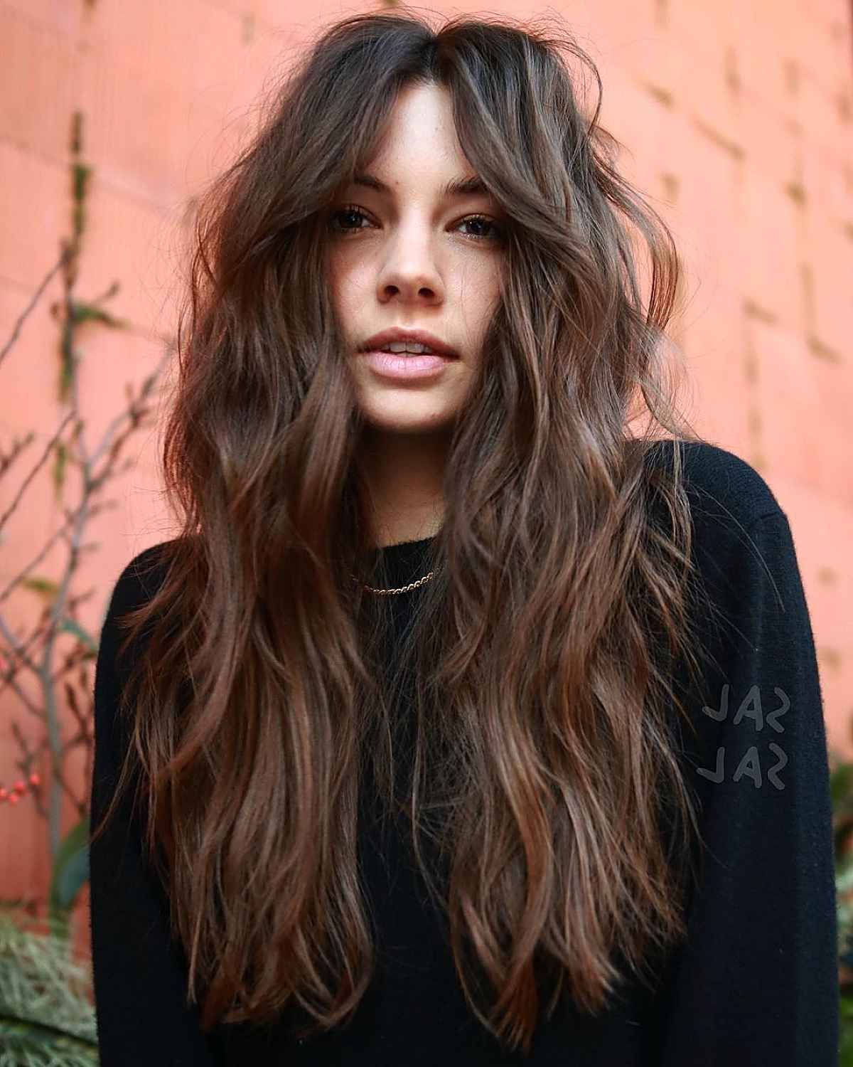 Pairing Curtain Bangs With Wavy Hair? 22 Best Ways To Do It Intended For Most Recently Loose Waves With Unshowy Curtain Bangs (Photo 18 of 18)
