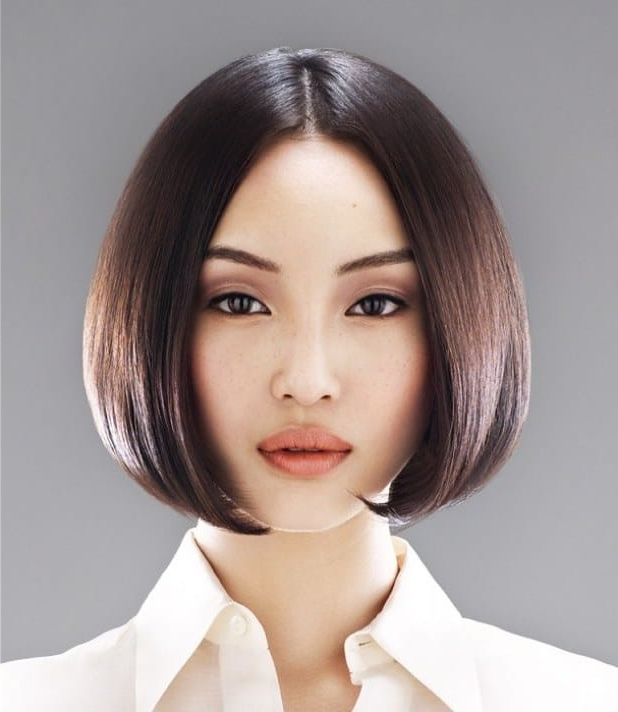 25 Astounding Bob Hairstyles For Asian Women Within Medium Asian Bob Haircuts (View 2 of 18)