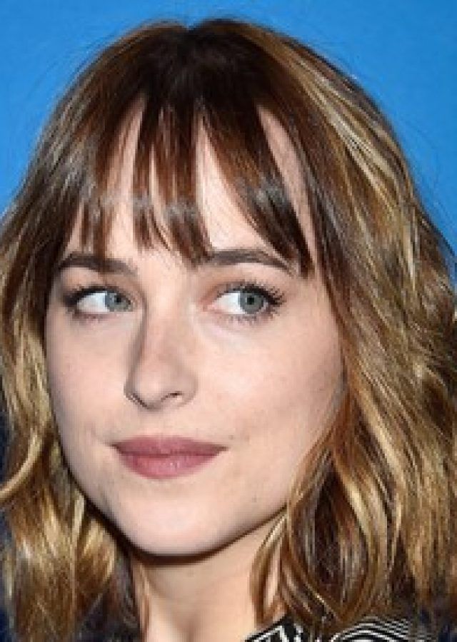 Top 25 of Full Fringe and Face-framing Layers Hairstyles