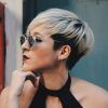 Short Hairstyles For Women With Glasses (Photo 18 of 25)