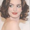 Anne Hathaway Medium Haircuts (Photo 11 of 25)