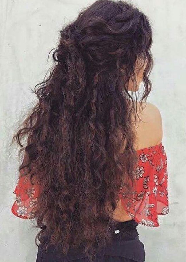 The Best Beautiful Long Curly Hairstyles