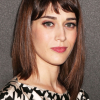 Medium Haircuts With Bangs For Oval Faces (Photo 13 of 25)