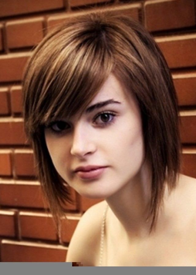  Best 25+ of Short Haircuts with Bangs for Round Face