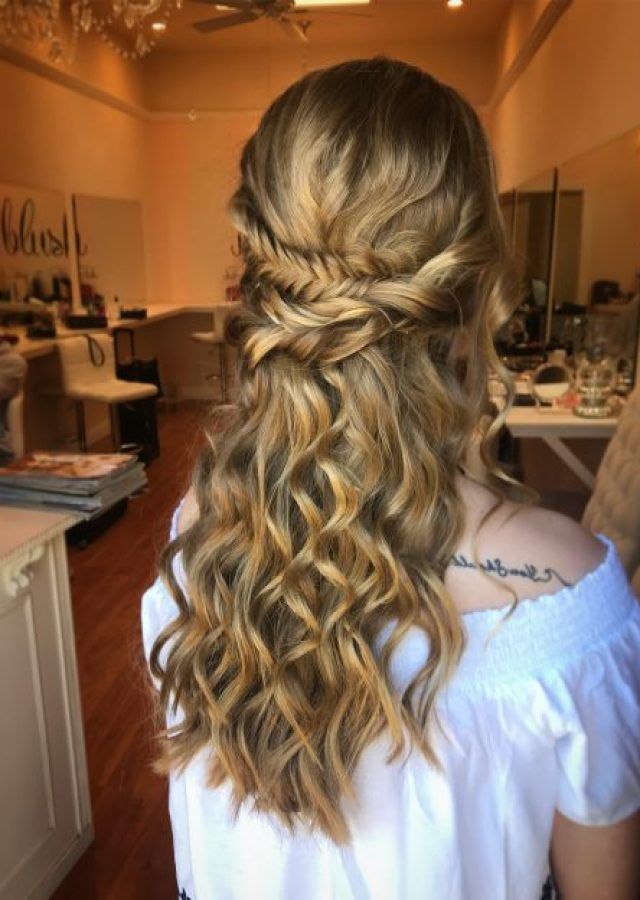 25 Photos Curly Long Hairstyles for Prom