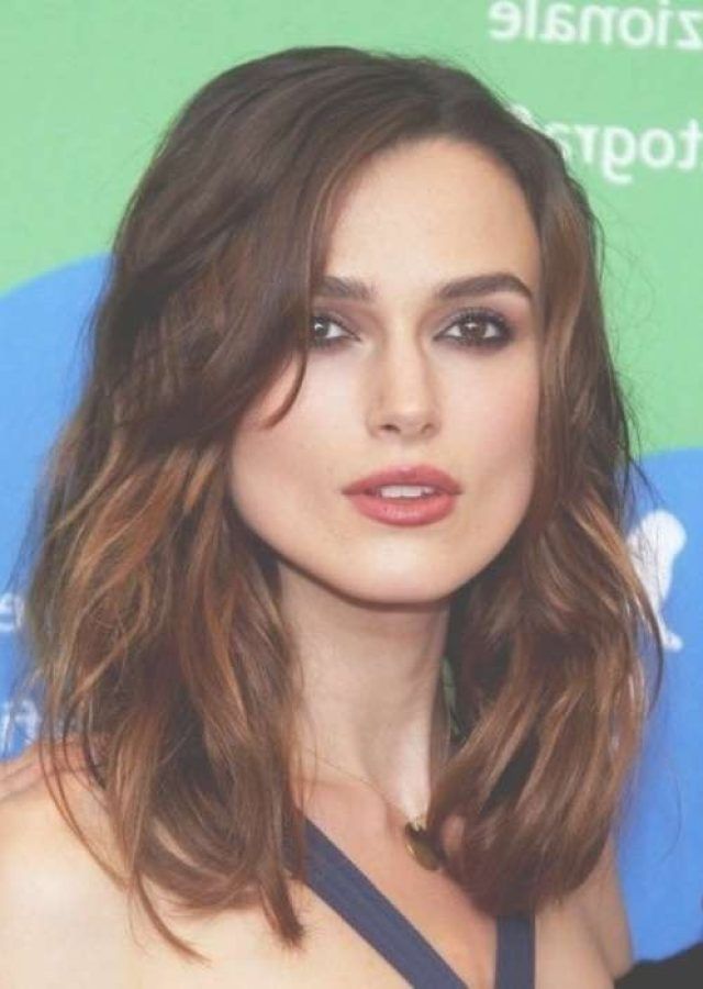 15 Best Medium Haircuts for Square Jawline