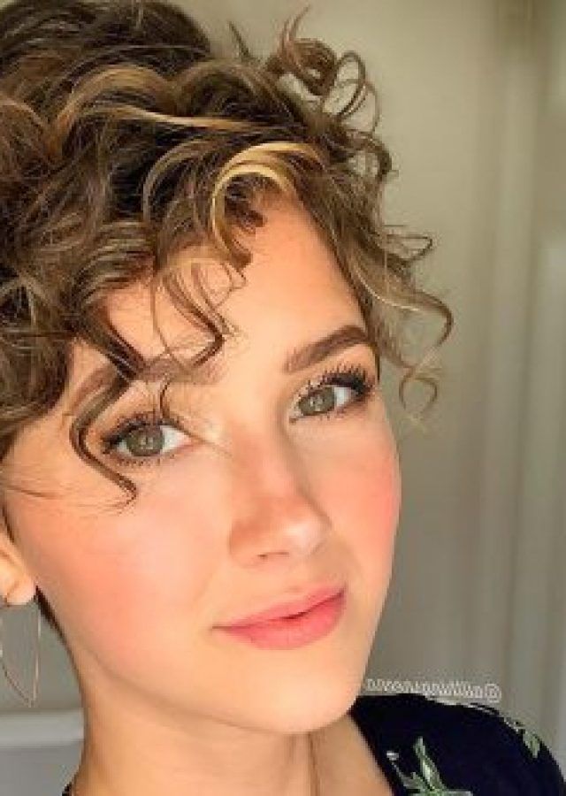  Best 25+ of Cute Curly Pixie Hairstyles