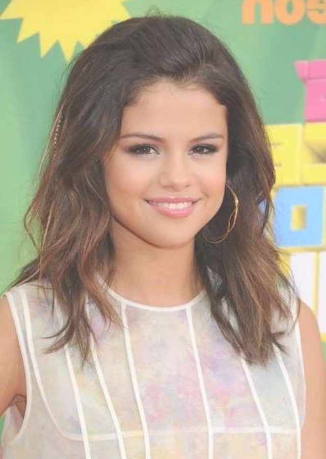 15 Collection of Selena Gomez Medium Hairstyles
