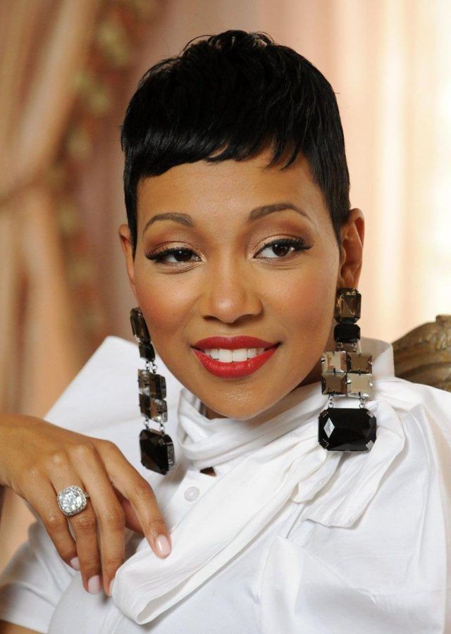 25 Best Short Haircuts for Black Women with Fine Hair