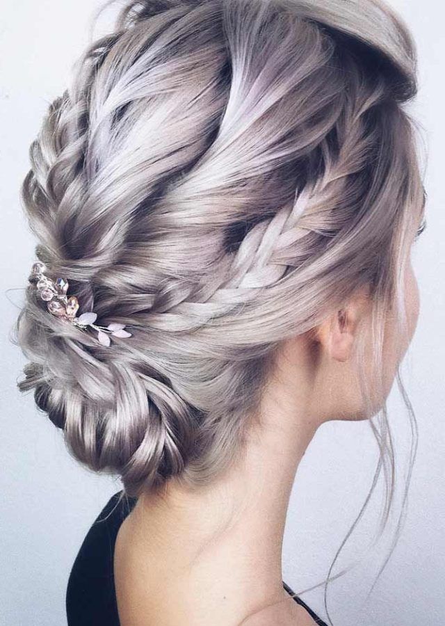 25 Best Fancy Knot Prom Hairstyles