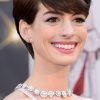 Anne Hathaway Short Hairstyles (Photo 2 of 25)