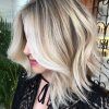 Dark And Light Contrasting Blonde Lob Hairstyles (Photo 6 of 25)