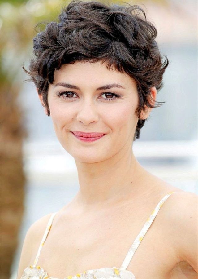 15 Best Curly Short Pixie Hairstyles