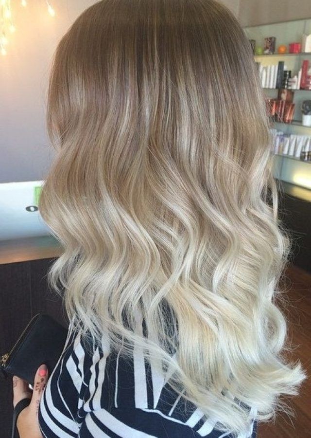 25 the Best Glamorous Silver Blonde Waves Hairstyles