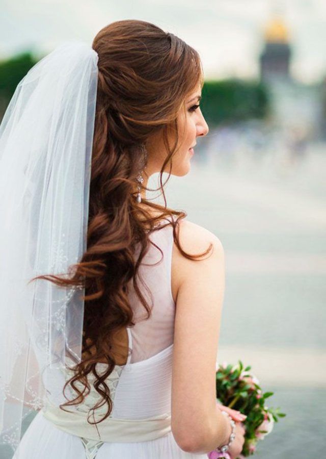 25 Photos Long Hairstyles Veils Wedding