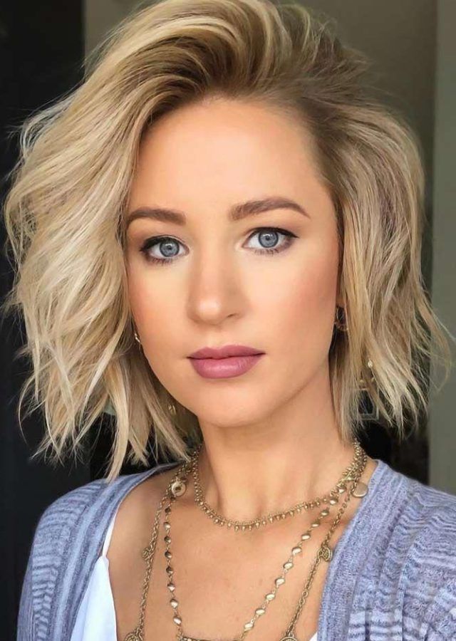 The Best Fun Choppy Bob Hairstyles with a Deep Side Part