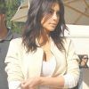 Kim Kardashian Medium Haircuts (Photo 15 of 25)