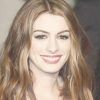 Anne Hathaway Medium Hairstyles (Photo 10 of 16)