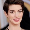 Anne Hathaway Short Haircuts (Photo 2 of 25)