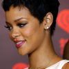Short Haircuts For Round Faces Black Women (Photo 4 of 25)