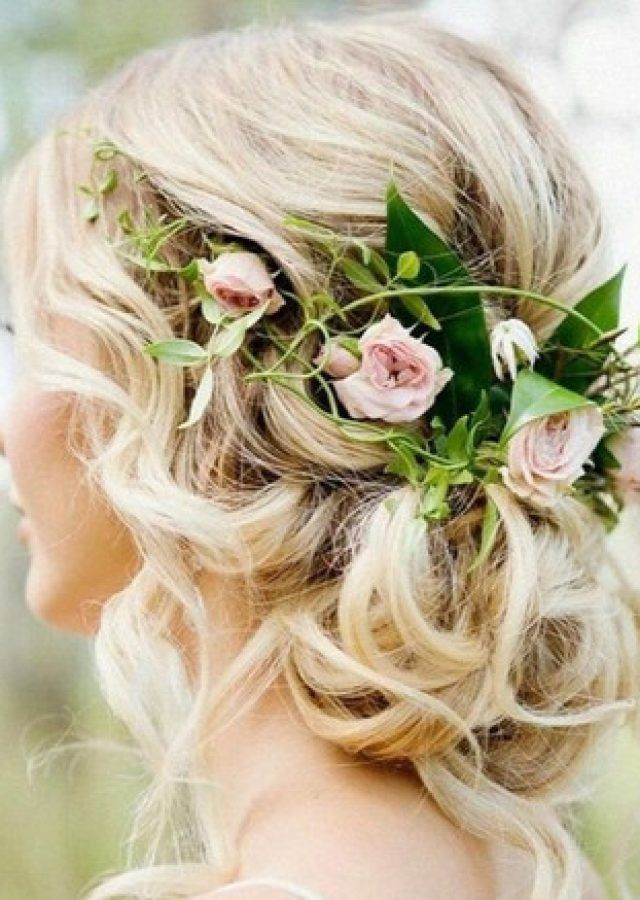 2024 Latest Bridal Flower Hairstyle