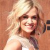 Carrie Underwood Short Haircuts (Photo 15 of 25)