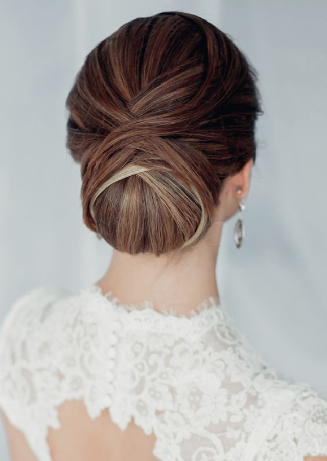 The Best Classic Wedding Hairstyles