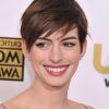 Anne Hathaway Short Hairstyles (Photo 9 of 25)