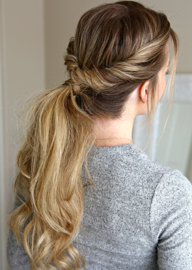 25 Ideas of Low Twisted Flip-in Ponytail Hairstyles