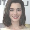 Anne Hathaway Medium Haircuts (Photo 3 of 25)
