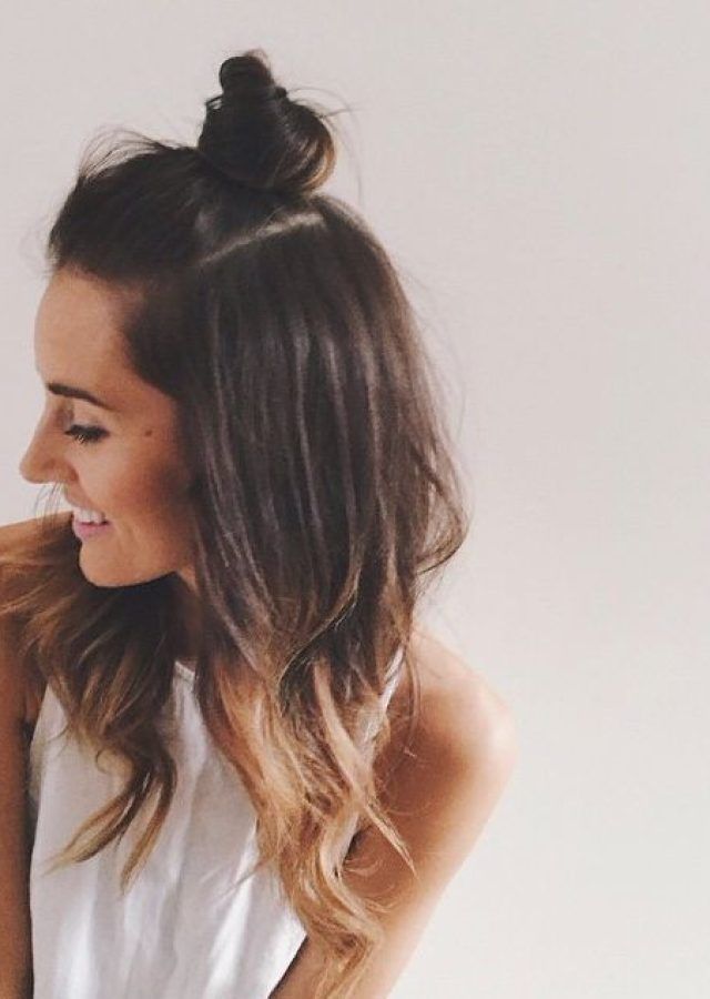 25 the Best Half-up Hairstyles with Top Knots