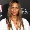 Halle Berry Long Hairstyles (Photo 7 of 25)