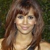 Halle Berry Long Hairstyles (Photo 9 of 25)