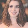 Anne Hathaway Medium Hairstyles (Photo 13 of 16)