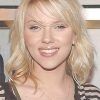 Scarlett Johansson Medium Haircuts (Photo 9 of 25)