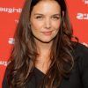 Katie Holmes Long Hairstyles (Photo 9 of 25)