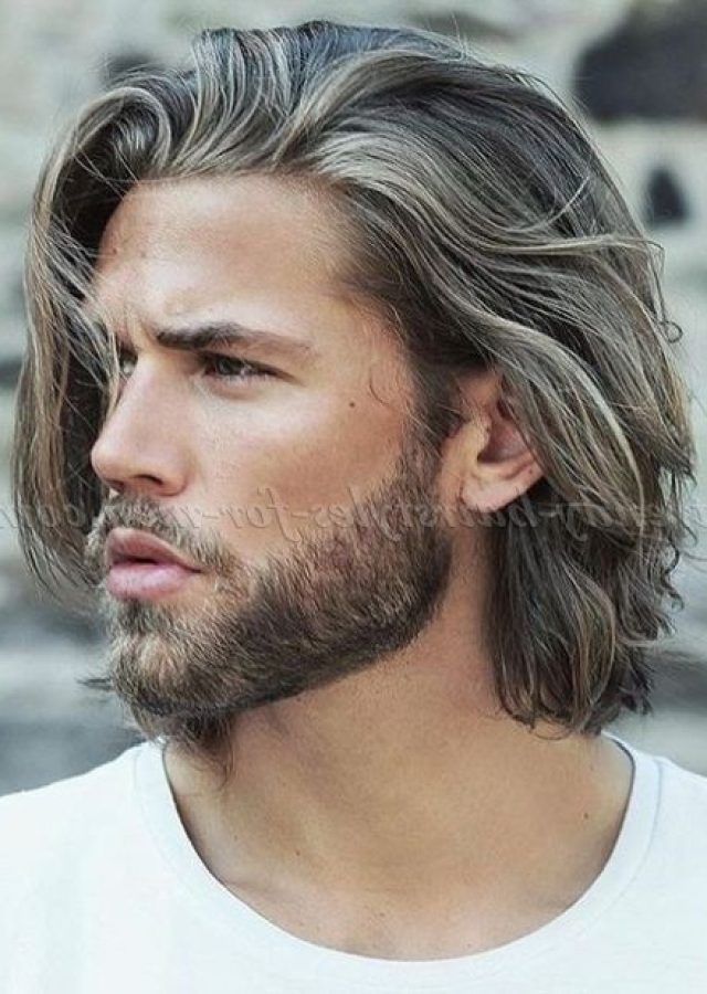25 Photos Medium Long Hairstyles for Men
