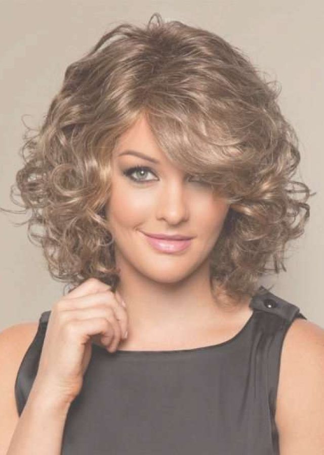 2024 Best of Curly Medium Hairstyles for Round Faces