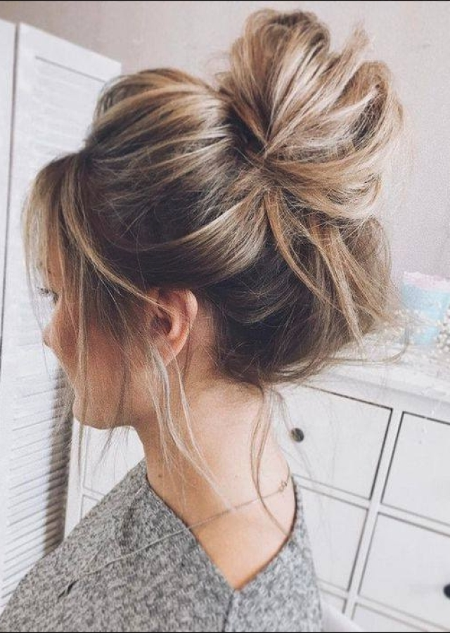 The 15 Best Collection of Casual Bun with Highlights