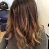 Dark Roots Blonde Hairstyles With Honey Highlights (Photo 3 of 25)