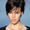 Short Hairstyles For An Oval Face (Photo 18 of 25)